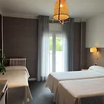 Отель & Restaurant Figueres Parc 2*