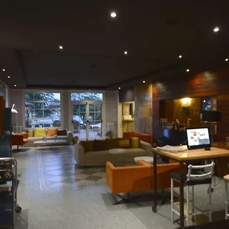 & Restaurant Figueres Parc Hotel 2*