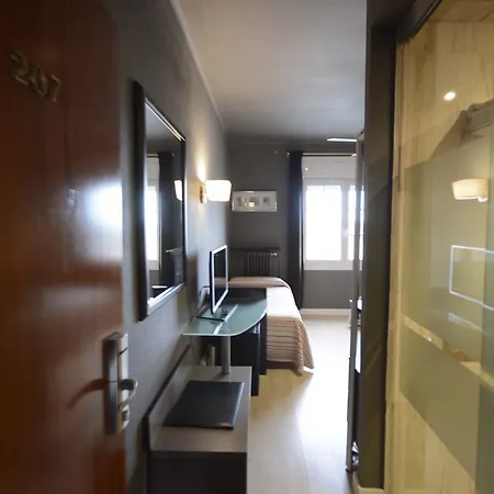 & Restaurant Figueres Parc Hotel 2*