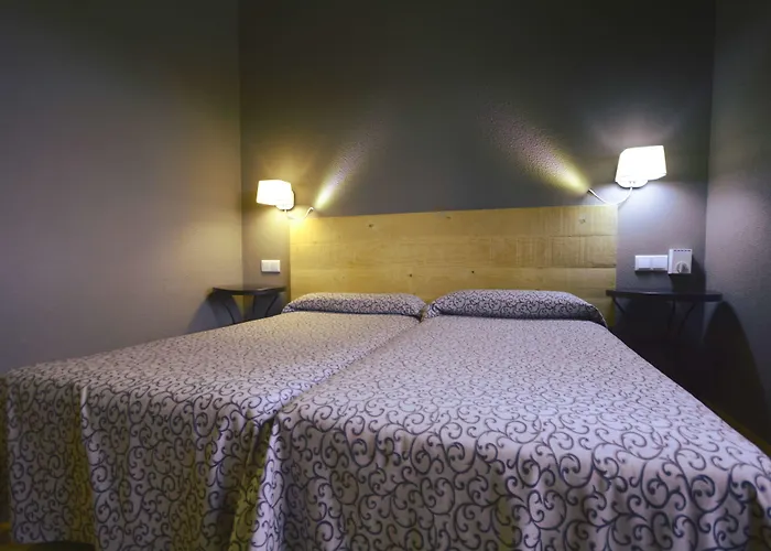 Hotel&restaurant Figueres Parc Los Hostalets de Llers