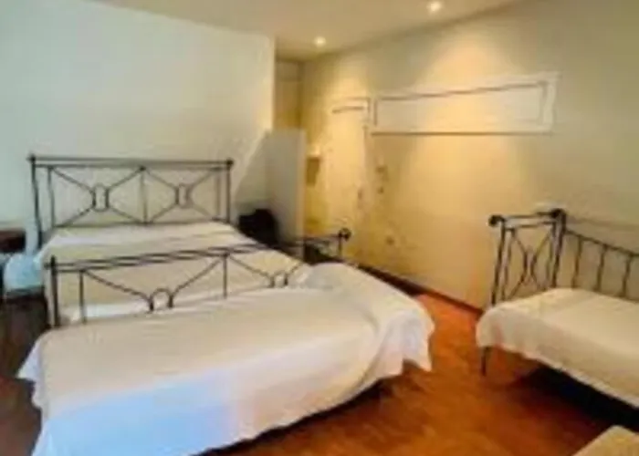 Hotel Hotel&restaurant Figueres Parc 2*