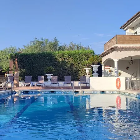 & Restaurant Figueres Parc Hotel
