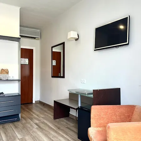 Hotel&restaurant Figueres Parc 2*