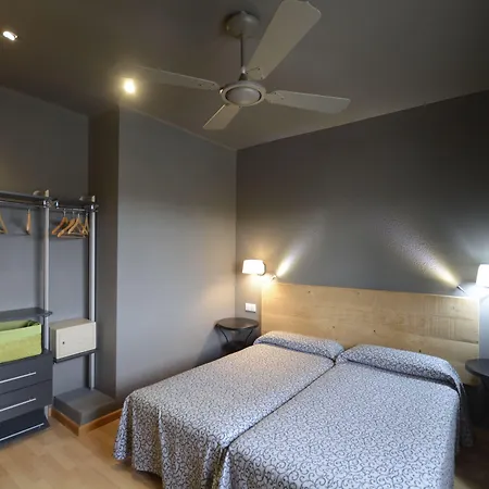 Hotel Hotel&restaurant Figueres Parc Los Hostalets de Llers