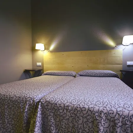 Hotel&restaurant Figueres Parc Los Hostalets de Llers